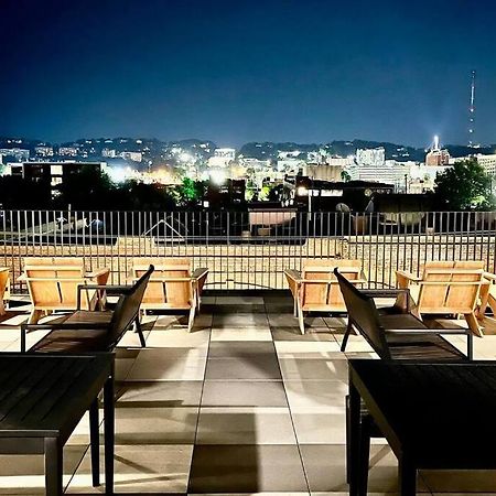 בירמינגהם Trendy Condo! Close To Everthing Downtown מראה חיצוני תמונה