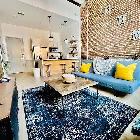 בירמינגהם Trendy Condo! Close To Everthing Downtown מראה חיצוני תמונה