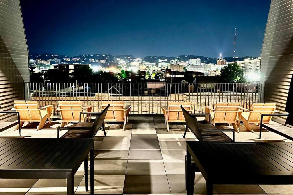 בירמינגהם Trendy Condo! Close To Everthing Downtown מראה חיצוני תמונה